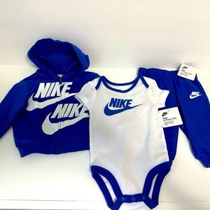Nike baby 3-piece jogger outfit size 6 months